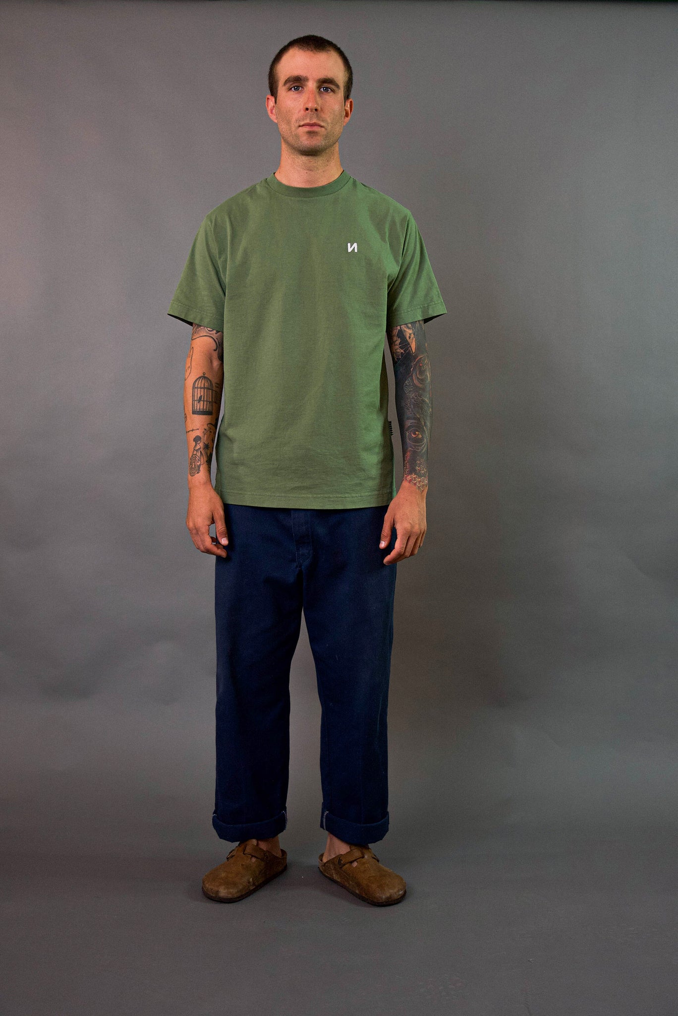 И T-shirt ~ Moss green