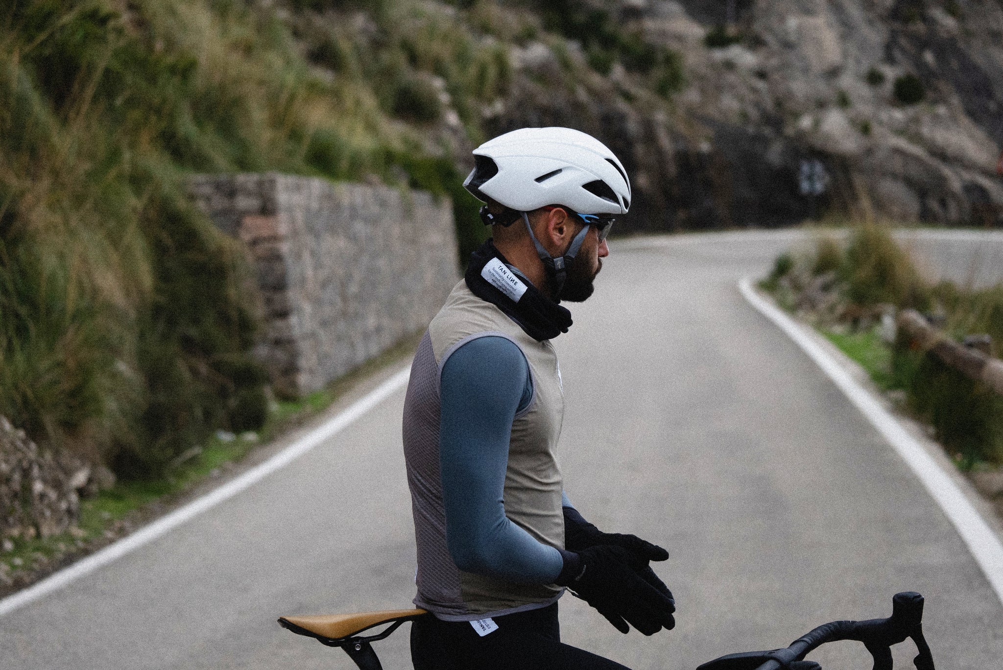 Tech neck tubular ~ Camel