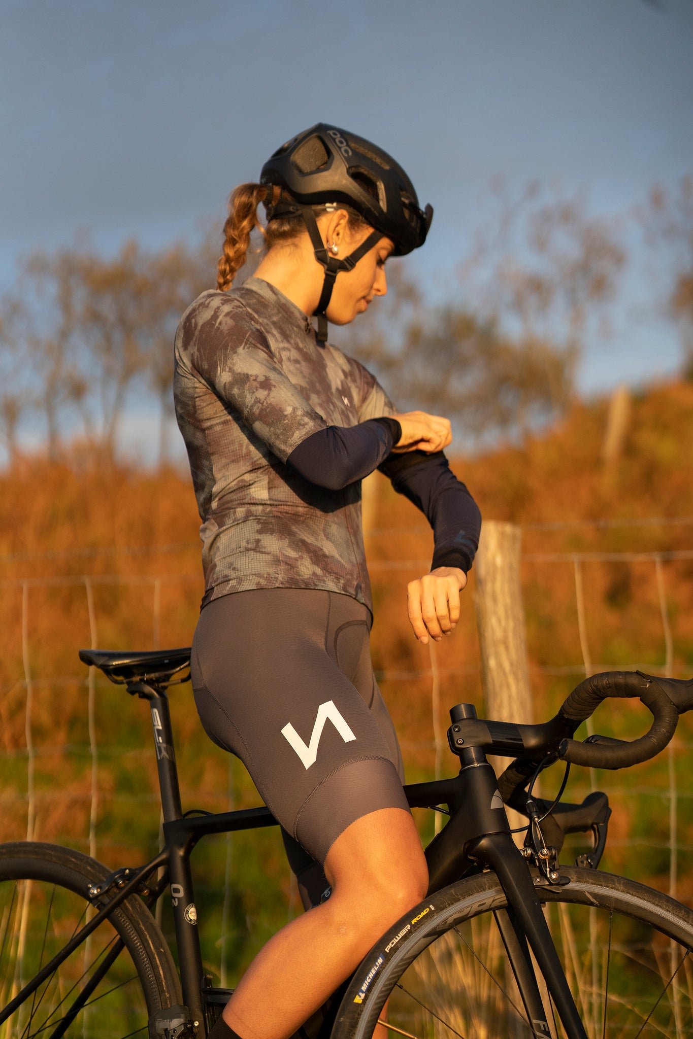 Pass Arm Warmers ~ Navy